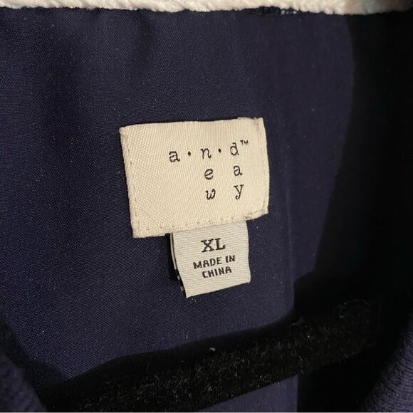 a new day Women's Checkered Bomber Jacket Size XL Navy Blue Plaid Full Zip - Picture 3 of 4